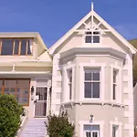 Braeside House Self Catering Apartments
