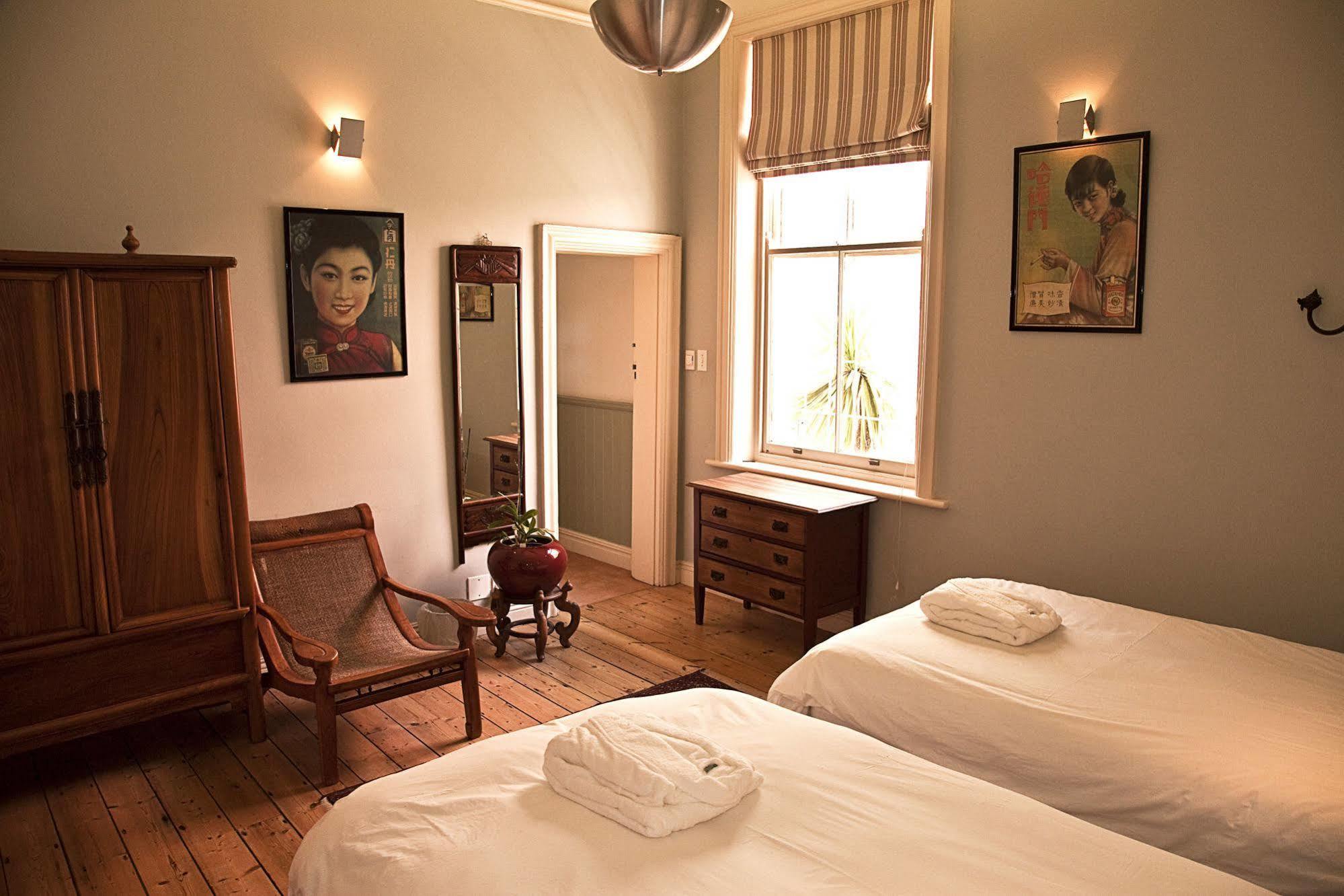 Braeside House Self Catering * Cape Town